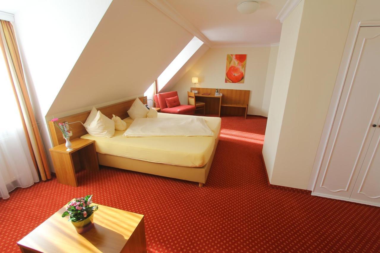 Abasto Hotel Eichenau Dış mekan fotoğraf