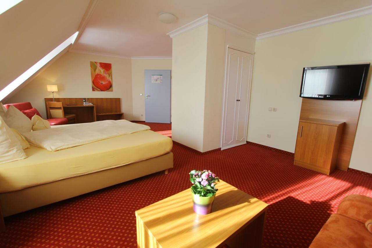 Abasto Hotel Eichenau Dış mekan fotoğraf