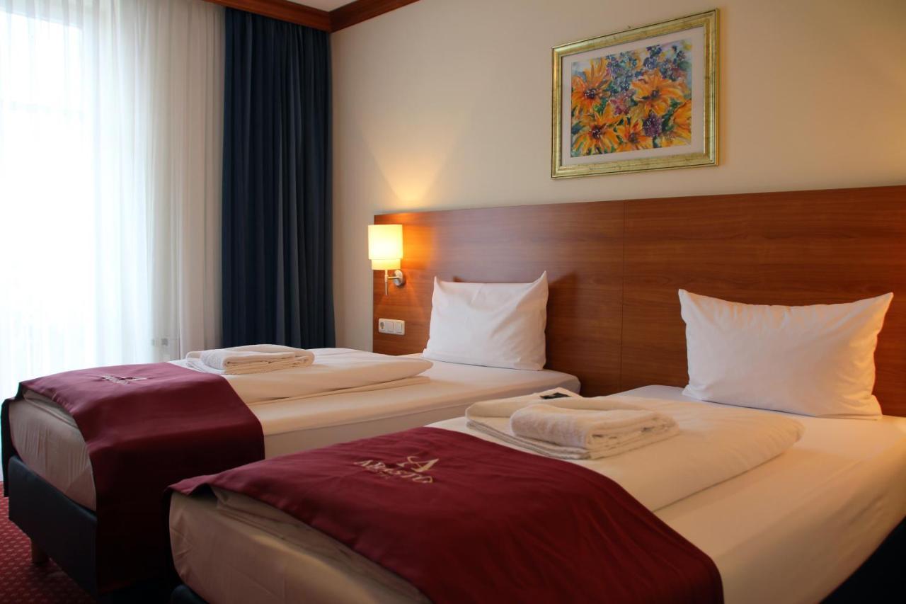 Abasto Hotel Eichenau Dış mekan fotoğraf